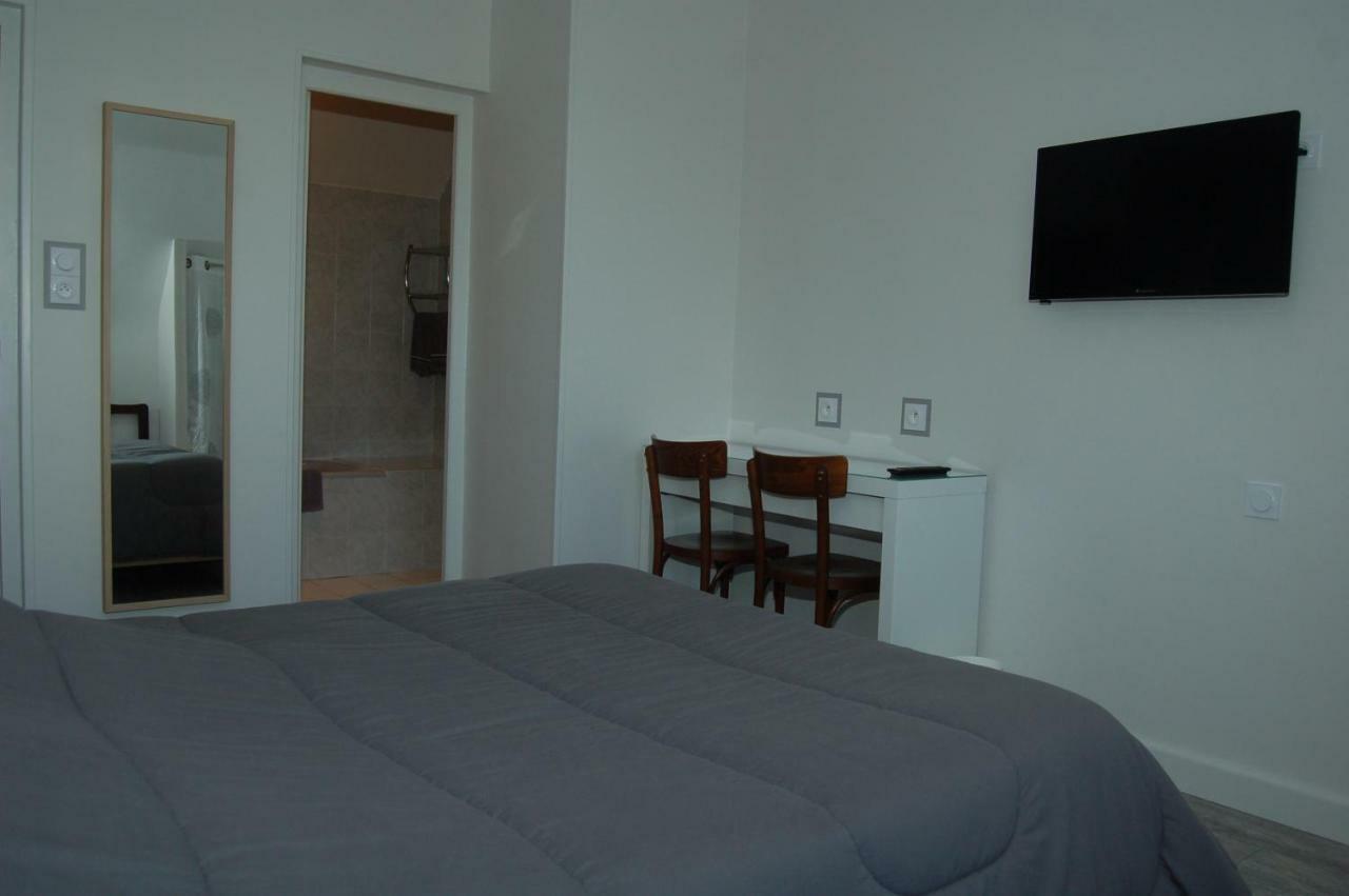 Le Relais Des Primeurs Logis Hotel Taule Exterior photo