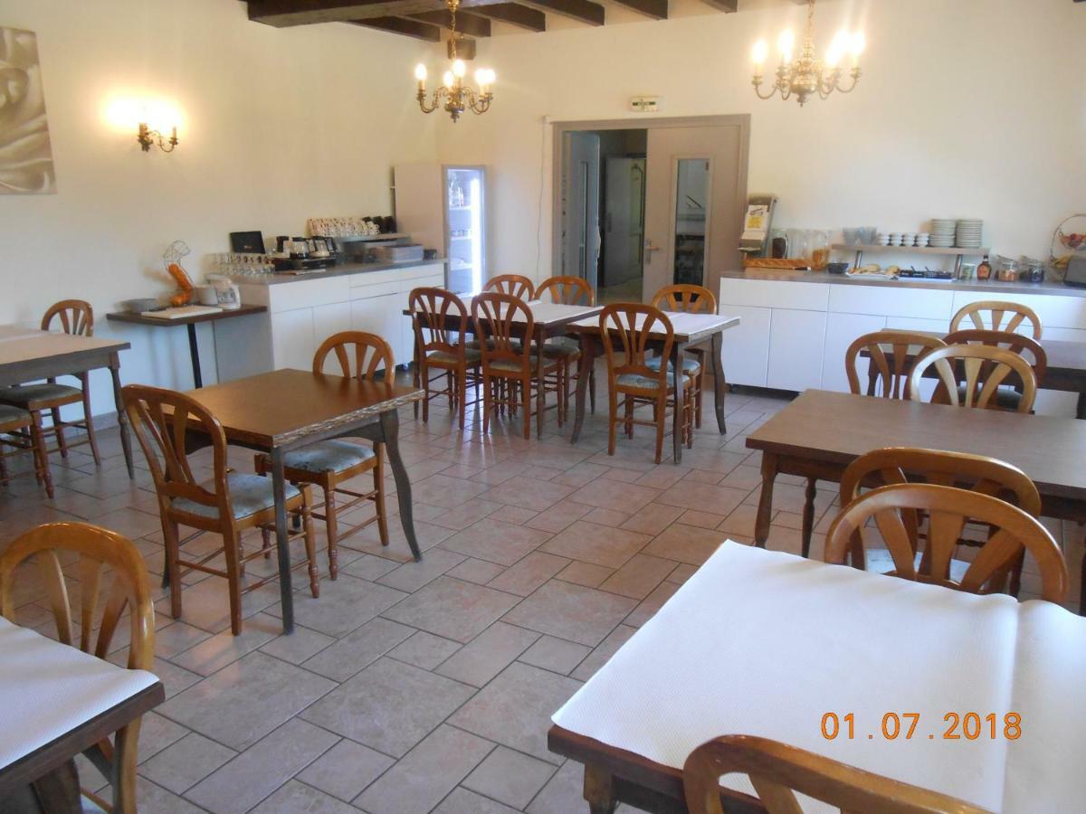 Le Relais Des Primeurs Logis Hotel Taule Exterior photo